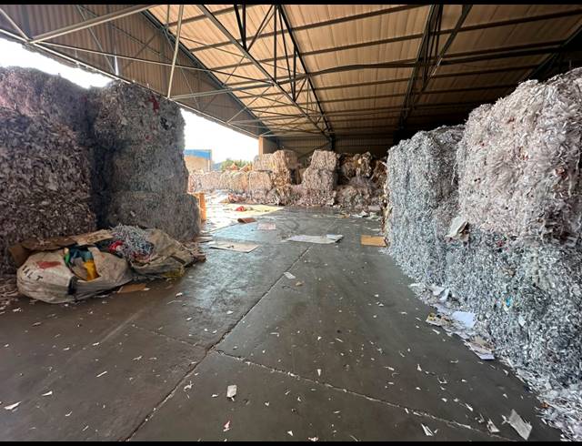 3,200M² WAREHOUSE FOR SALE IN JET PARK